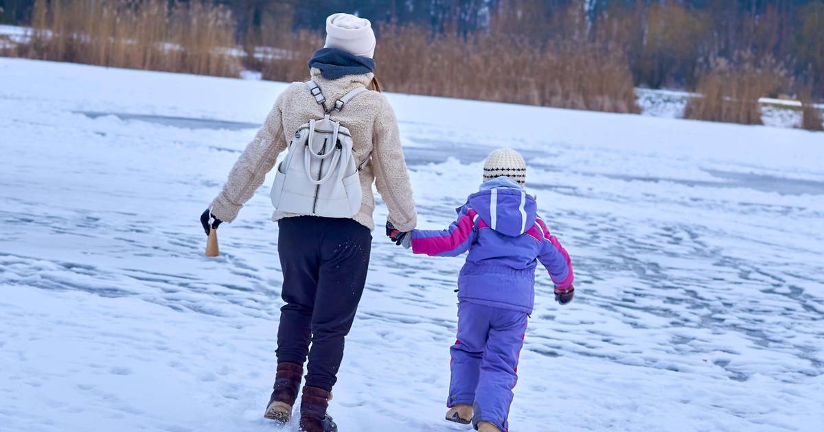 Dlaczego kiedyś można było wchodzić na zamarznięte jezioro, a dzisiaj już nie?