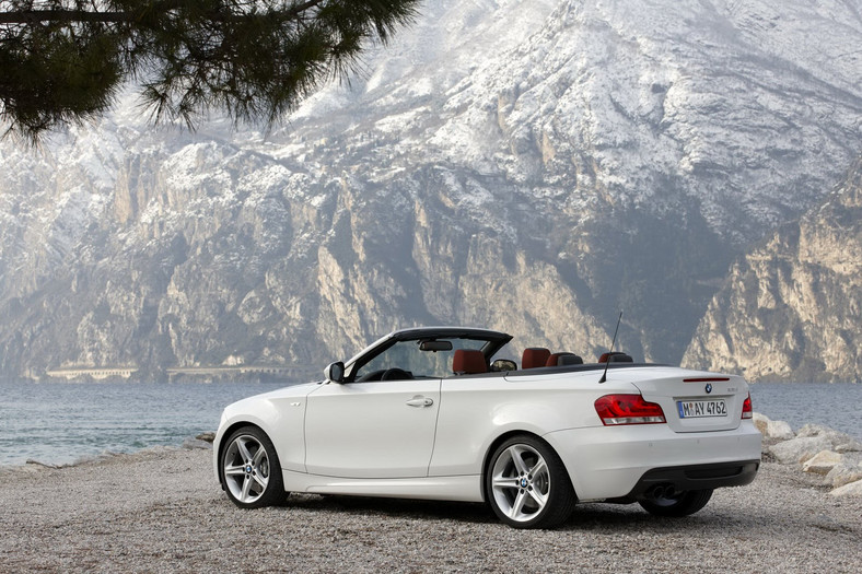 BMW 1 coupe cabrio lifting 2011