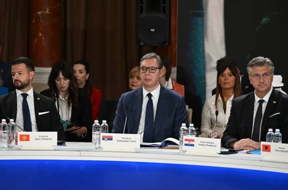 Vučić na Samitu u Odesi