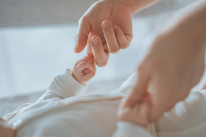 Először vettek el egy újszülöttet az anyjától egy sikertelen szülői alkalmassági teszt után