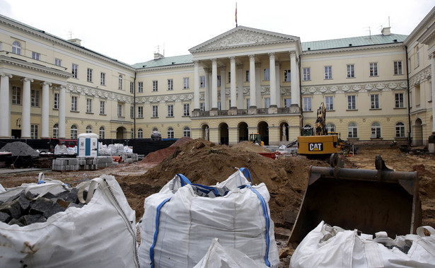 Będzie precedens w historii polskiej samorządności. Warszawa planuje przenieść spór PO-PiS na salę sądową