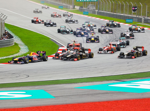 Kierowcy F1 będą się ścigać w niestabilnym Bahrajnie