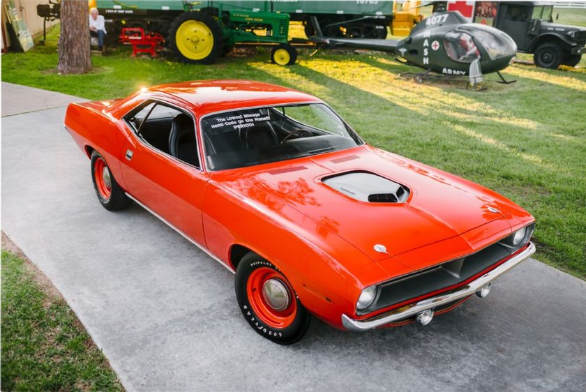 Plymouth hemi cuda