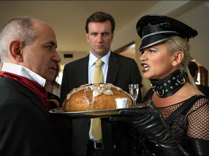 8. 'Wyjazd integracyjny' - 923 444 widzów