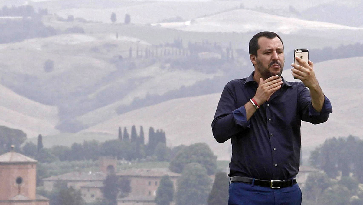 Sąd Najwyższy we Włoszech nakazał konfiskatę pieniędzy partii współrządzącej krajem. Wicepremier, szef MSW i lider ugrupowania o nazwie Liga Matteo Salvini zarzucił sędziom chęć delegalizacji partii i wytoczenie politycznego procesu. Liga ma oddać państwu 49 mln euro.