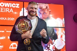 W sobotę Błachowicz po raz drugi będzie bronił mistrzowskiego pasa UFC