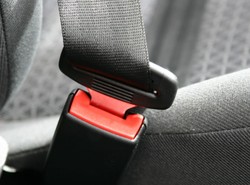 Jazda autem to nie przelewki. Zawsze zapinaj pasy!