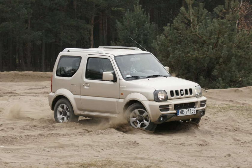 Suzuki Jimny, Iveco Daily 4x4, Suzuki, Iveco, samochód, auto, SUV, 4x4,