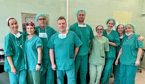 U Zavodu za maksilofacijalnu hirurgiju uspešno odstranjen tumor vrata težak 3,3 kilograma