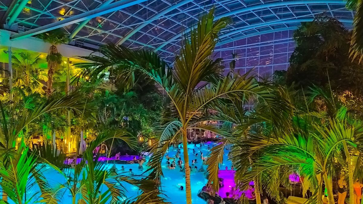 O turistă americană a criticat Therme București, după o vizită dezamăgitoare: „Procedura de intrare mi s-a părut ca un control la aeroport”