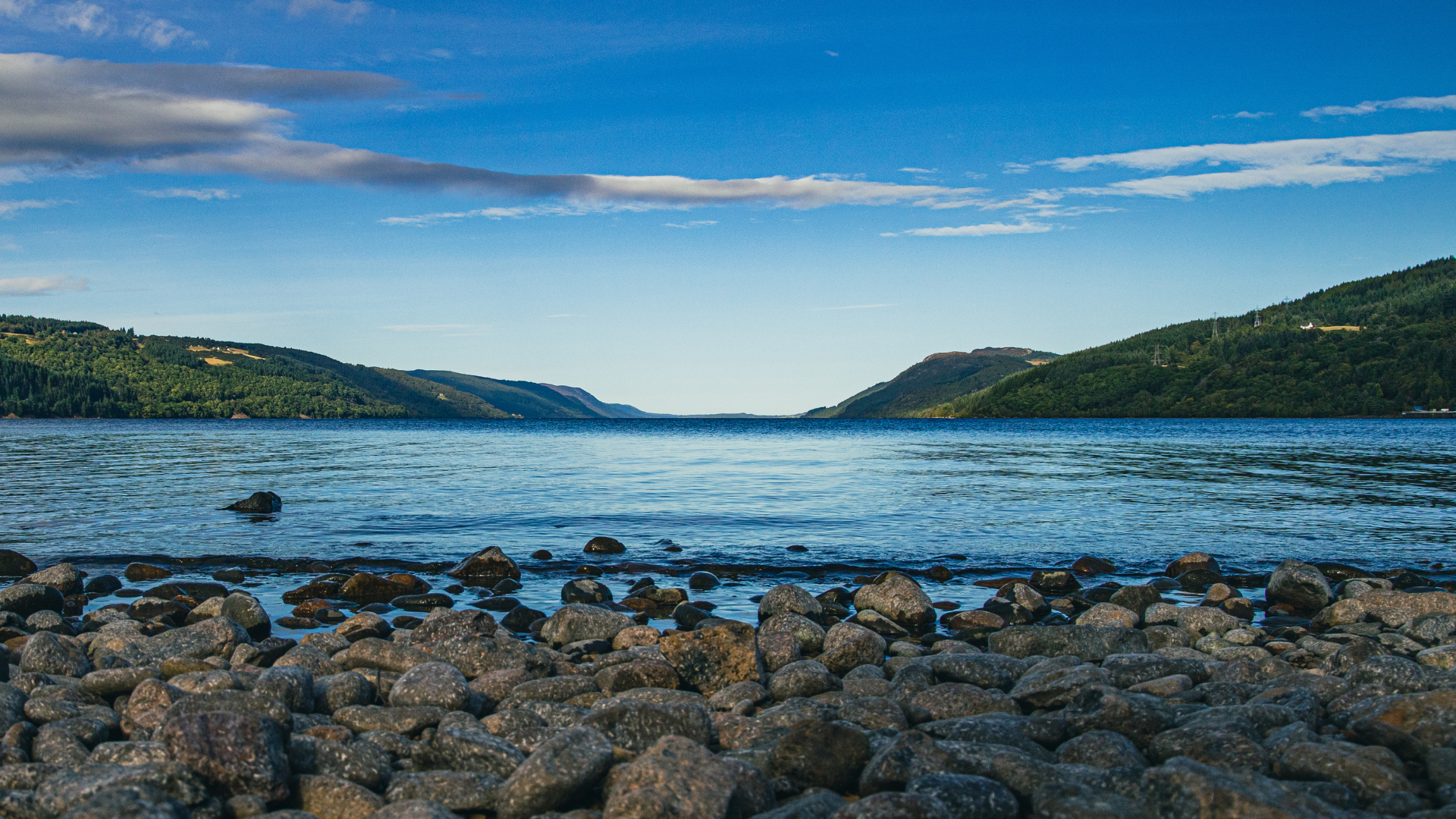Pred 90 rokmi mala vzniknúť prvá fotka Lochnesskej príšery.