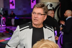 Świerzyński o Dudzie: Jemu miód z ust kapie, on ma pyłek kwiatowy na ustach