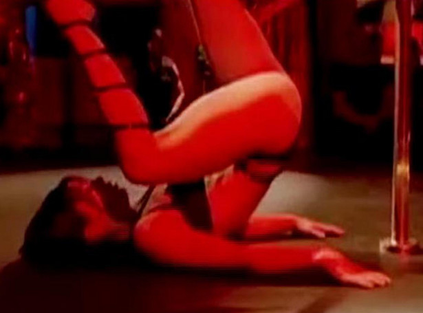 Jessica Biel robi striptiz