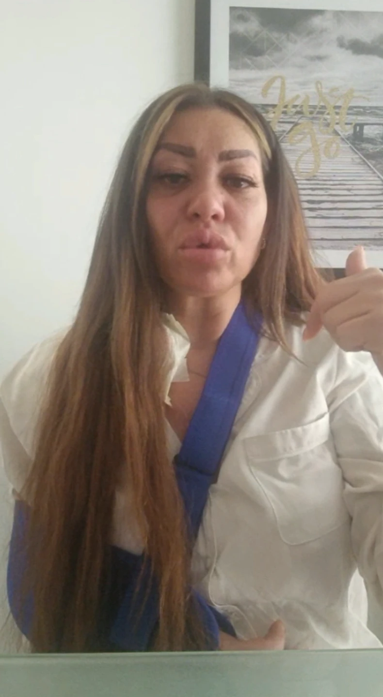 Irina 2 Hot Kolin posle operacije ramena