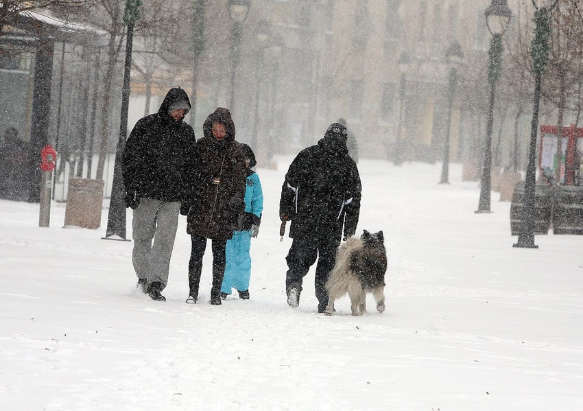 Starije osobe, deca i trudnice su najosetljivije grupe u uslovima hladnog talasa