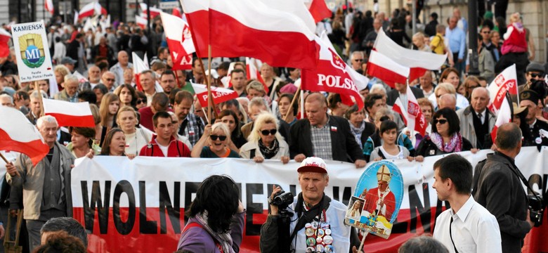 Kolejny wielki marsz PiS. Nagrali już spot, przyciągnęli znane nazwiska