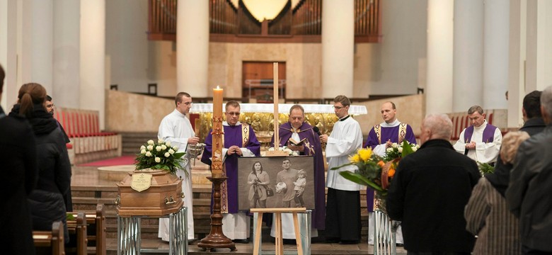 Ta tragedia wstrząsnęła Polską. W wybuchu zginęło małżeństwo dziennikarzy