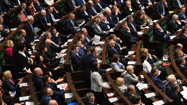 Sejm uchwalił nowelę ustaw sądowych autorstwa PiS