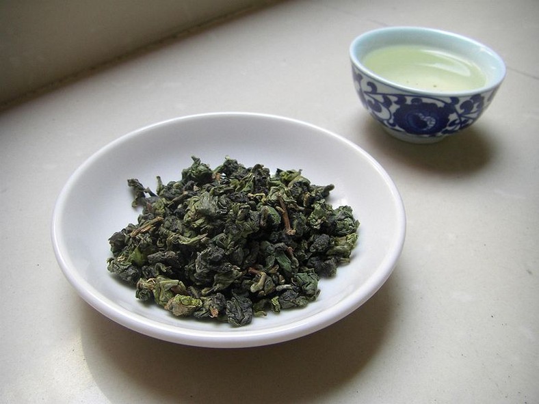 Herbata Tieguanyin, fot. Quelcrime, źródło Wikimedia