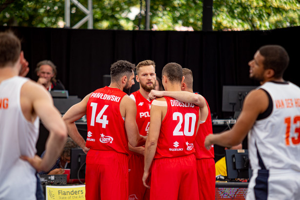 Polscy koszykarze 3x3 przed meczem z Holandią podczas mistrzostw świata