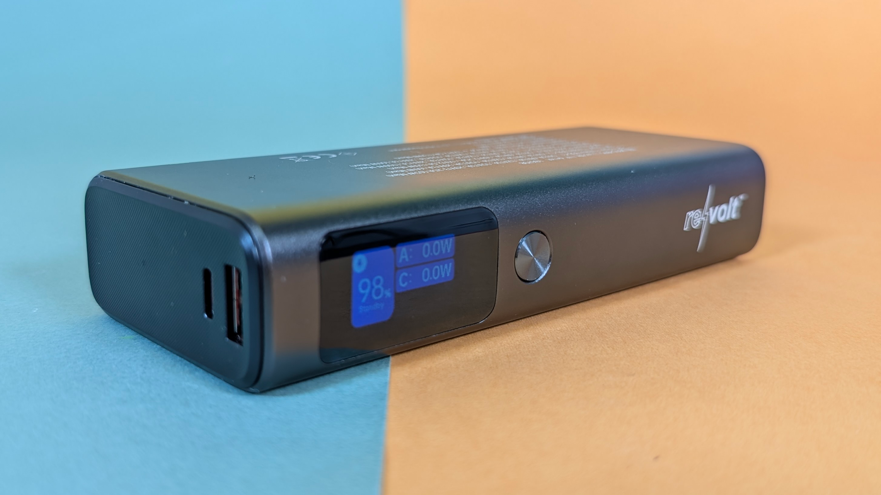 Powerbank Revolt PB-420 im Test