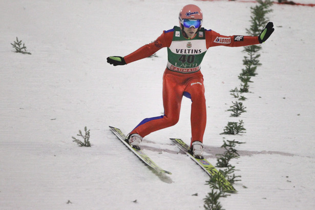Puchar Świata w skokach narciarskich: Kubacki wygrał kwalifikacje, Stoch nie awansował w Lahti