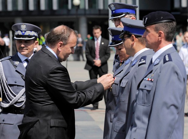 PiS do Schetyny: Co z pieniędzmi dla policji?