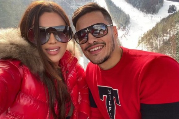 "STANIJA JE SMEŠNA, VEZE SA ŽIVOTOM NEMA" Evo kako danas izgleda starletin bivši: Marko Marković je PROMENIO IMIDŽ, a o nekadašnjoj devojci je govorio bez pardona (FOTO)