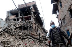 Pomoc dla Nepalu z przeszkodami. Transporty utknęły na cle