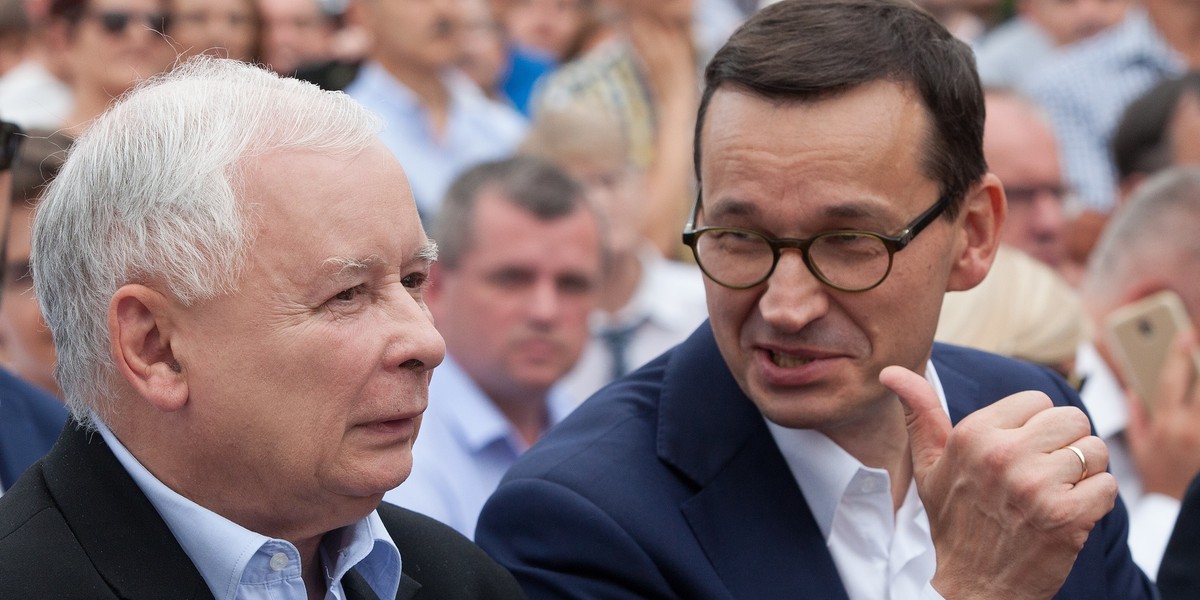 PiS chce do 2023 r. podnieść płacę minimalną do 4 tys. zł brutto. Pracodawcy ostro krytykują tę propozycje, a ekonomiści wskazują na zalety, ale także i wady odgórnego stymulowania płac w kraju.