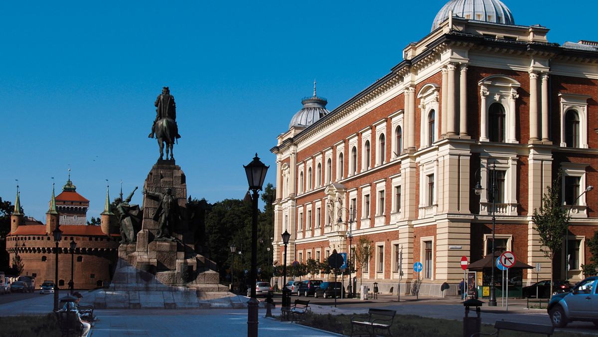 Akademia Sztuk Pięknych im. Jana Matejki w Krakowie zainauguruje obchody 200-lecia swojego istnienia. Stanie się to podczas otwarcia V Międzynarodowego Biennale Architektury Wnętrz INAW 2018, które odbędzie się w Małopolskim Ogrodzie Sztuki, a którego organizatorem jest najstarsza uczelnia artystyczna w Polsce.