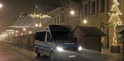 Groźna interwencja w Łodzi. Nieomal przejechano policjanta, padły strzały