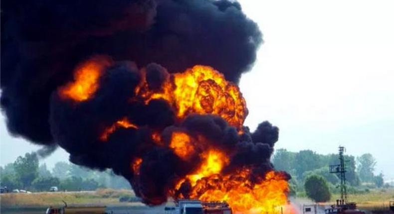 Abule egba pipeline up in balls of fire after vandals went to work (Punch)