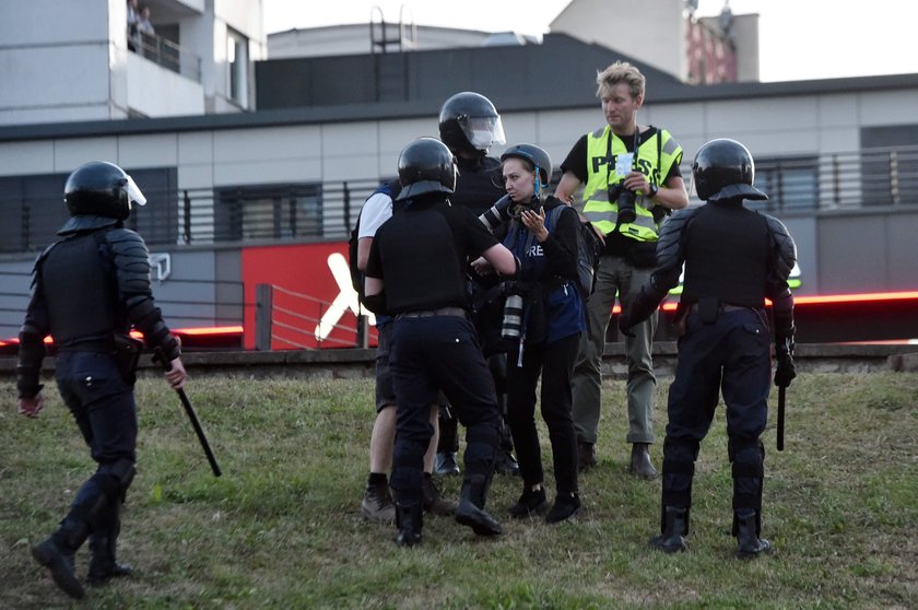  Polowanie na dziennikarzy w Mińsku. OMON zaatakował i pobił ekipę BBC