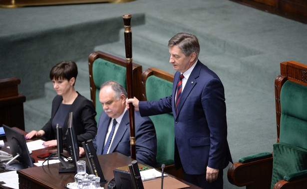 Będzie gorąco w Sejmie. KRS, wycinka drzew i wotum nieufności wobec rządu Szydło