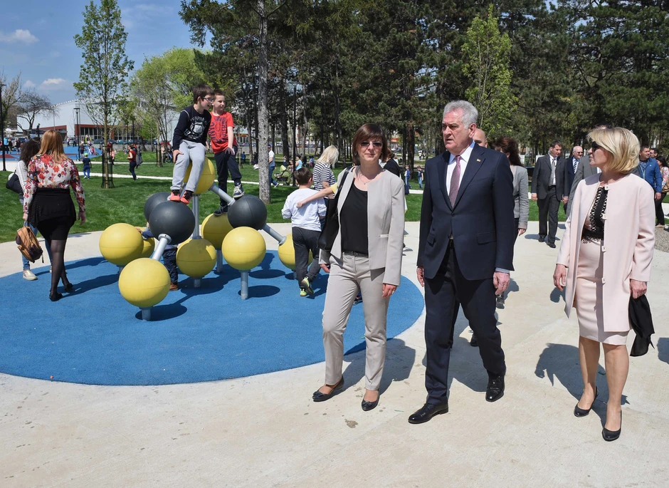 Dragica i Tomislav Nikolić