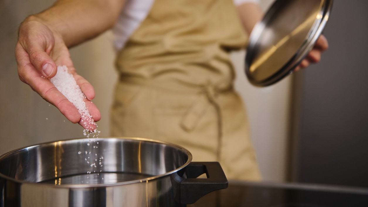 Vo väčšine prípadov sa presolené jedlo dá zachrániť.