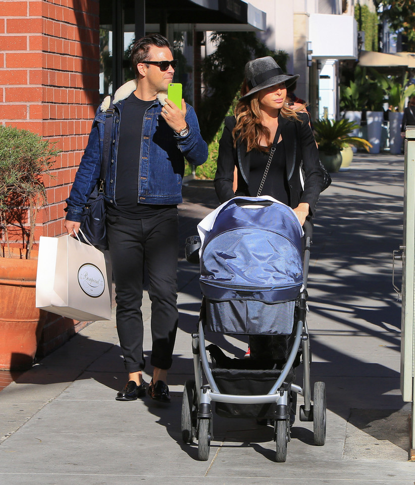 Robbie Williams z żoną i miesięcznym synkiem