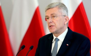 Karczewski: Jestem oburzony wypowiedzią Macrona o Kaczyńskim