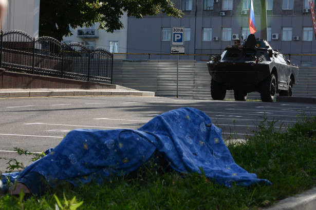 Po wygaśnięciu zawieszenia broni doszło do wznowienia walk na Ukrainie EPA/STR