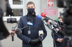 Restrykcje w sprawie ferii "nieodwoływalne". Piontkowski: To nie wymysł rządu