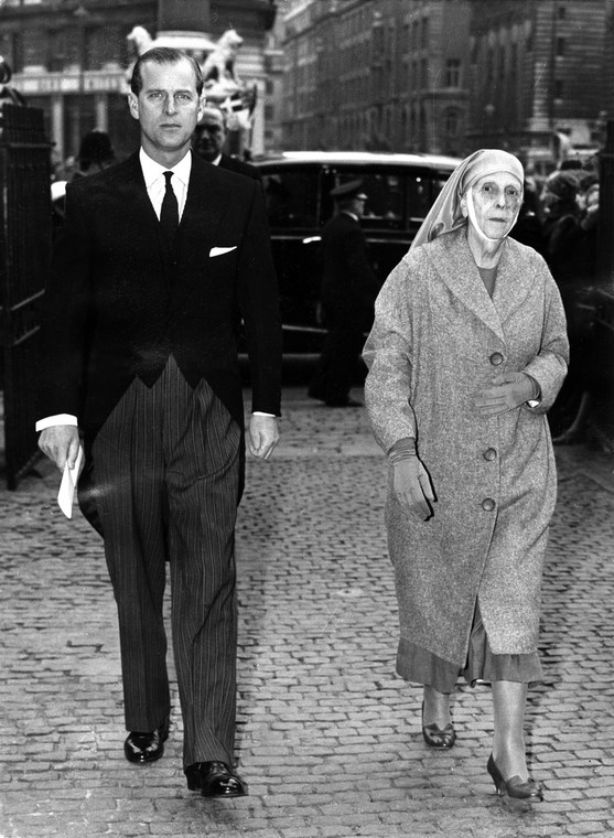 Książę Filip ze swoją matką w 1960 r.