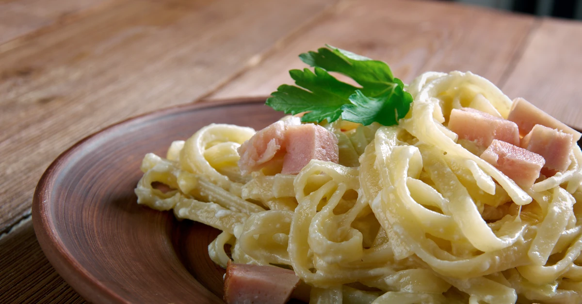 Smakowity obiad na środę. Mamy przepis, Ty gotujesz. Makaron po papiesku prosto z Włoch