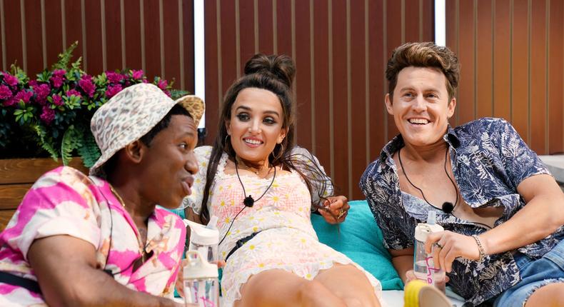 Chris Redd as Aman, Chloe Fineman as Siobhan, and Alex Moffat as Charlie during the 'Love Island' sketch on Saturday, October 5, 2019.