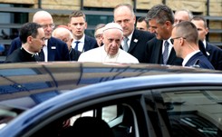 ŚDM: Papież Franciszek pojechał do szpitala, w którym przebywa kard. Macharski