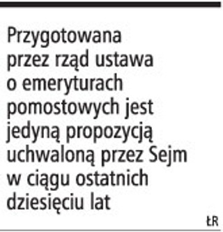 '1,2 tys. zł płaci rocznie każdy zatrudniony na wcześniejsze emerytury'
