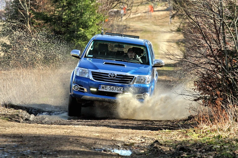 Adam Małysz testuje dla nas Toyotę Hilux