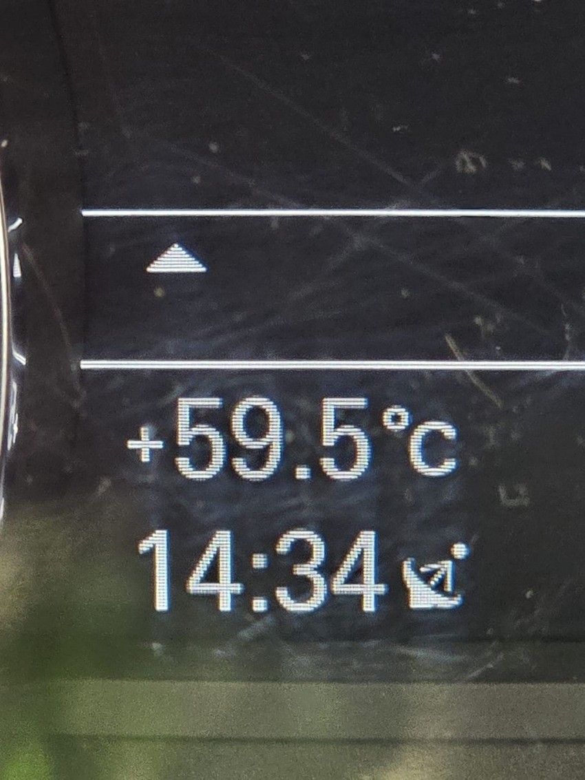 Temperatura u automobilu u Novom Sadu