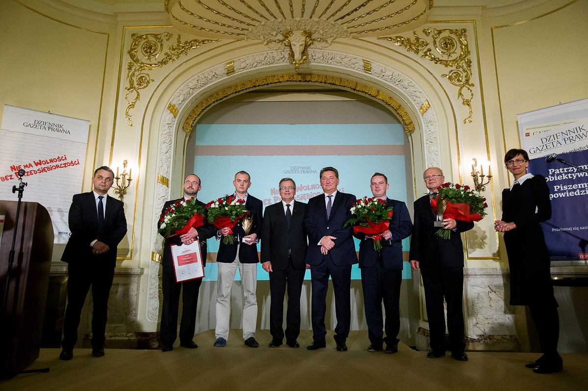 Laureaci konkursu "Wyboista droga do wolności gospodarczej" oraz "Firma bez granic".