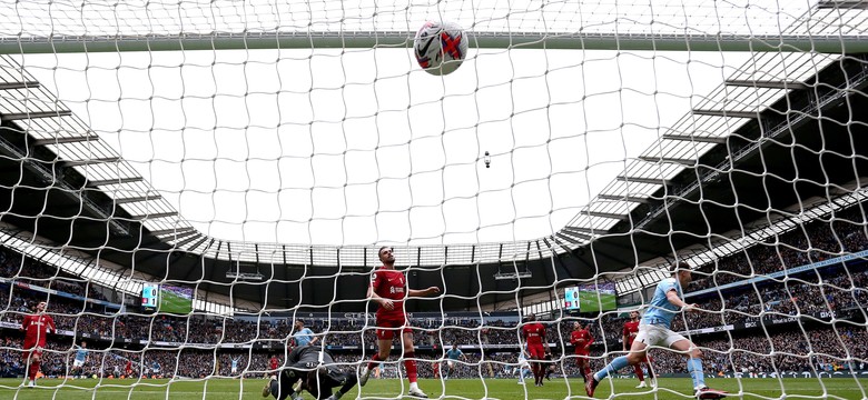 Liverpool dobrze zaczął, ale skończył na kolanach. Manchester City poradził sobie bez Haalanda